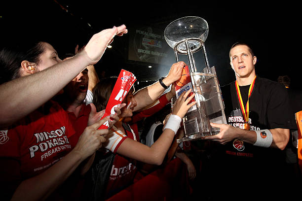 被认为是掘 被认为是掘