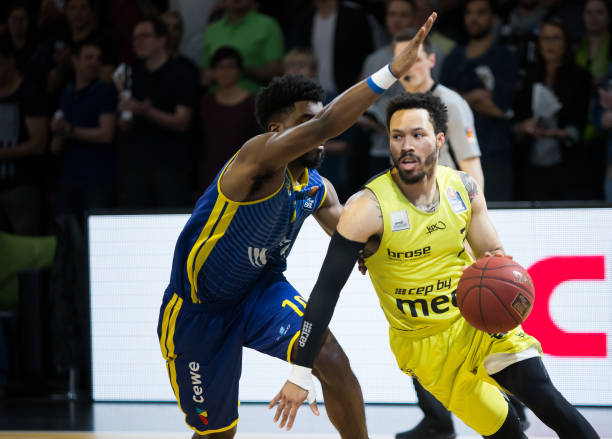 用于支持各 用于支持各