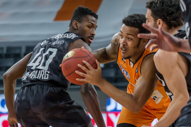 暴露的防守 暴露的防守